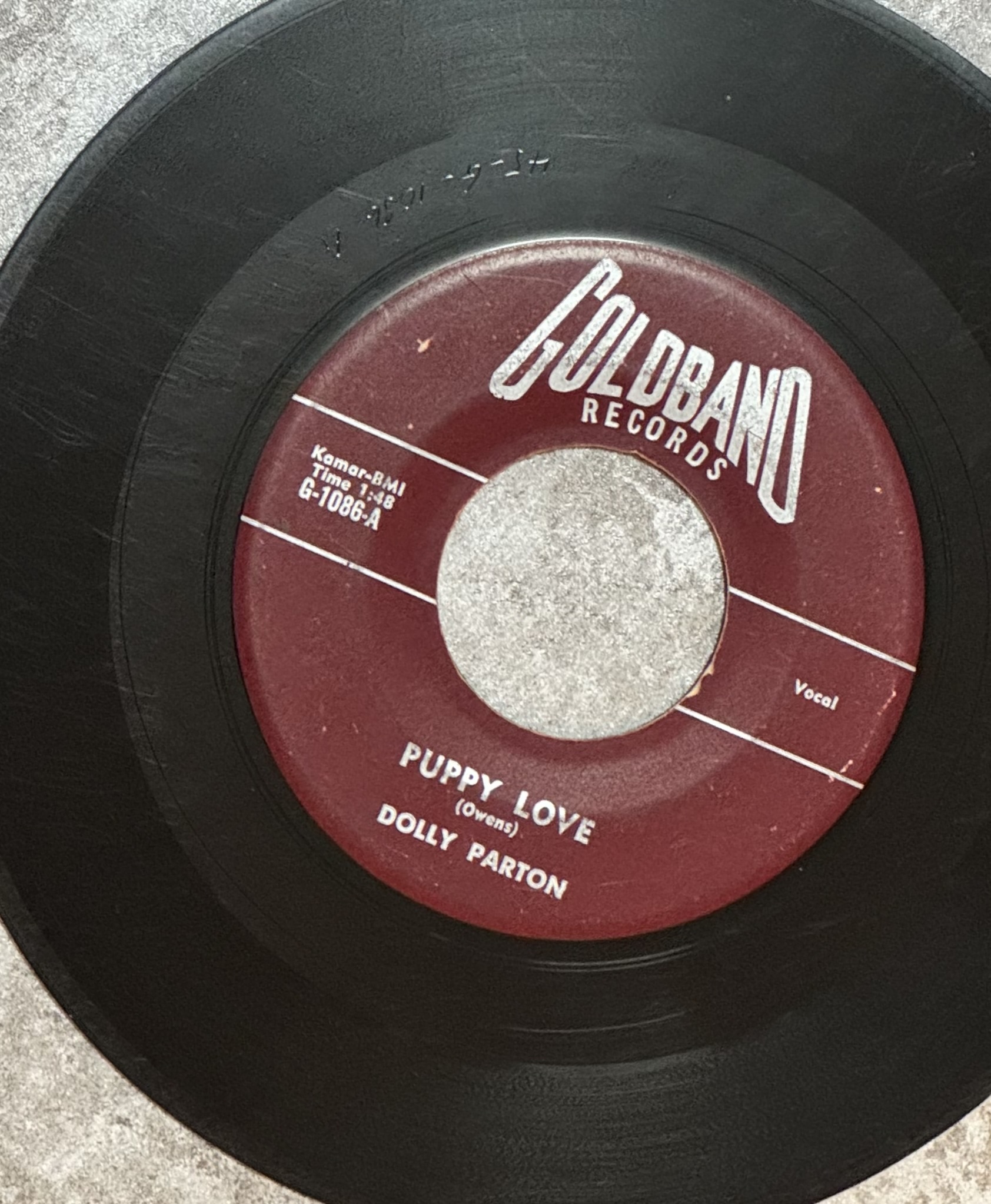 Dolly Parton’s Puppy Love record in the OMMA collection, with a maroon Goldband label marked G-1086-A.